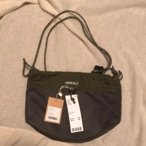 NWT Gramicci bag from Urban Outfitters adjustable strap, army green purse